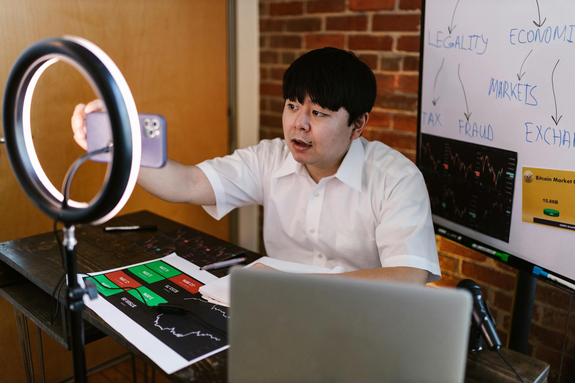 Komunitas forex nusantara berkumpul untuk berbagi strategi dan analisis pasar valas Indonesia